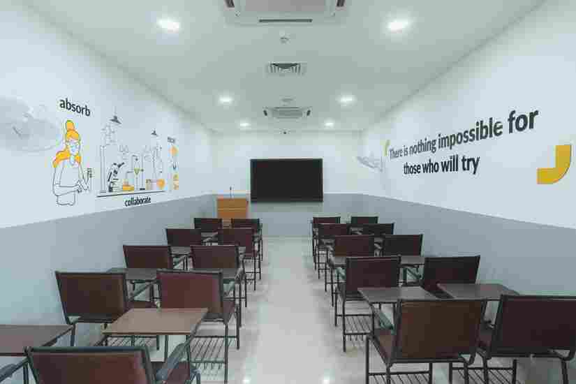 Emversity School of Hospitality & Allied Health Sciences, Lucknow Lucknow Office Space photo 4